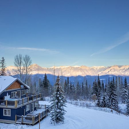 Lush Mountain Accommodations Golden Εξωτερικό φωτογραφία